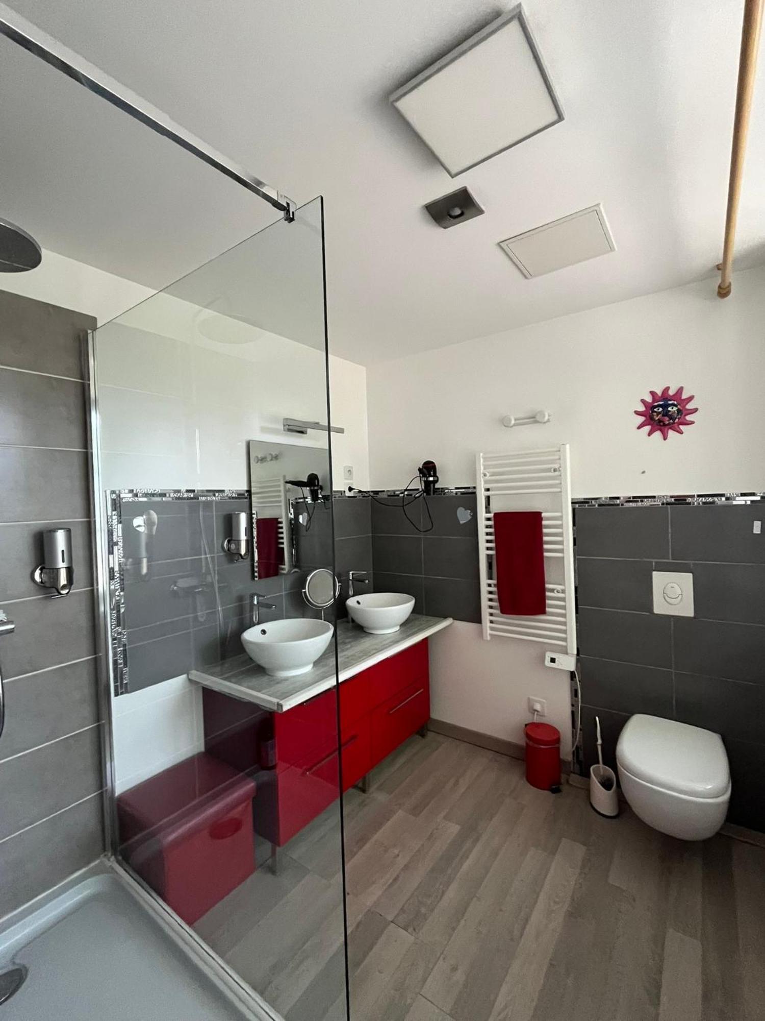 Couleurs De La Vie - Chambres D'Hotes Et Gite Cormatin Oda fotoğraf