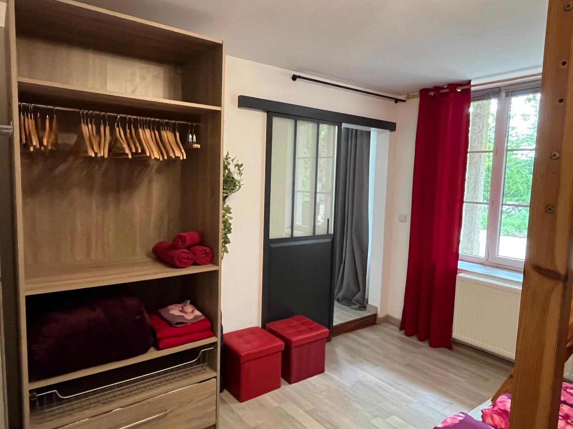 Couleurs De La Vie - Chambres D'Hotes Et Gite Cormatin Oda fotoğraf